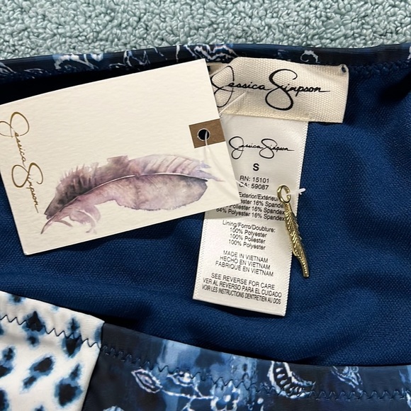 Jessica Simpson bikini bottom - Picture 4 of 6